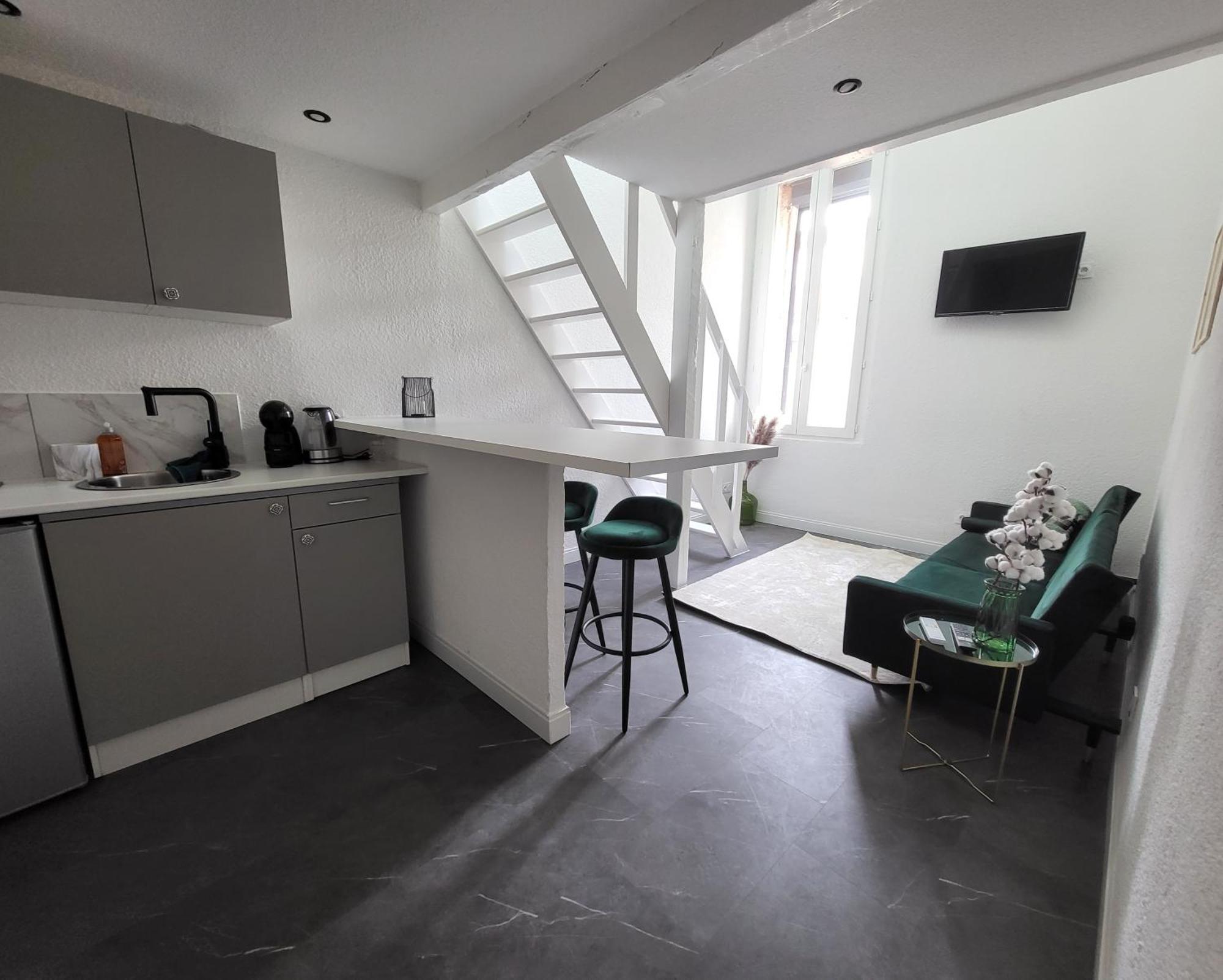 Agence Du Sacre Coeur Immobilier Apartment